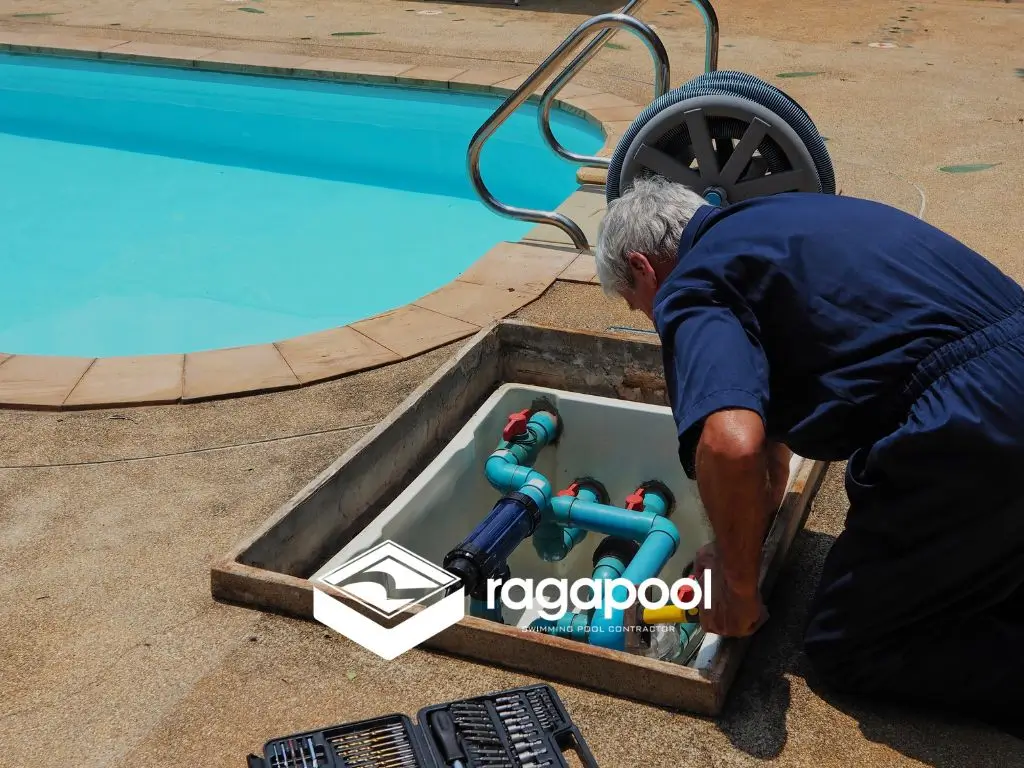 jasa perawatan kolam renang bali