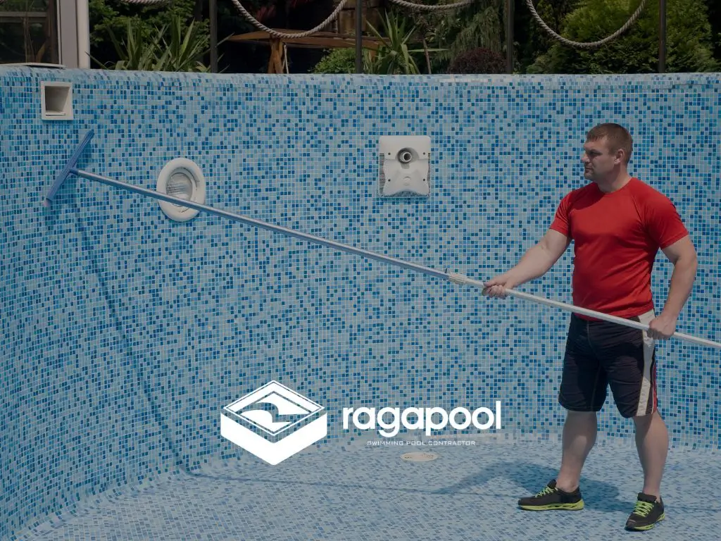 jasa perawatan kolam renang tegal